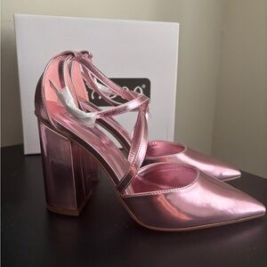 Bamboo shoes Pink metallic strappy heels with block heel